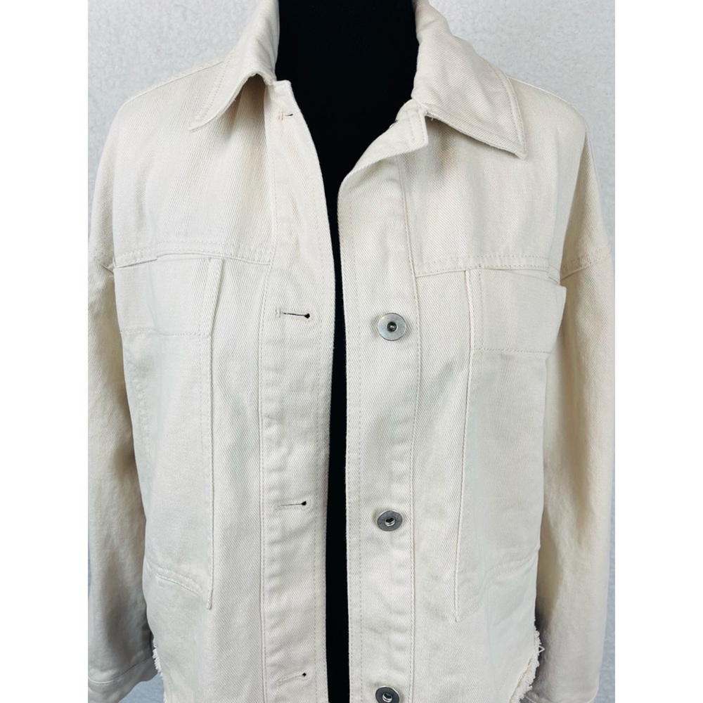 ZARA • Cream Cropped Frayed Hem Denim Jacket, XS - Picture 9 of 16
